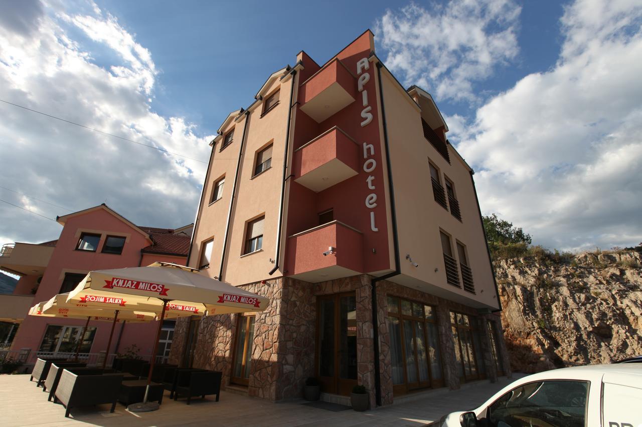 Apis Hotel เทรบินเย ภายนอก รูปภาพ