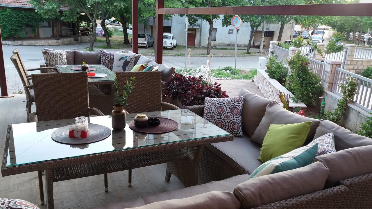 Apis Hotel เทรบินเย ภายนอก รูปภาพ